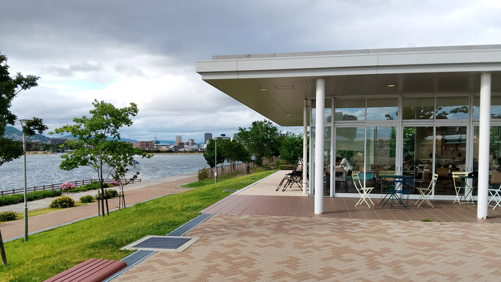 西宮浜総合公園　公園センター1